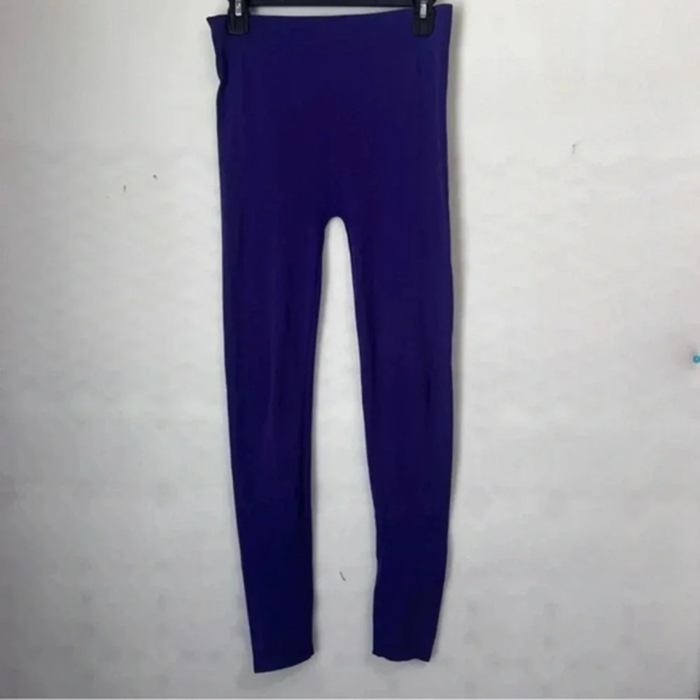 Carnival Women's Full-Length Seamless Microfiber Legging Size Small